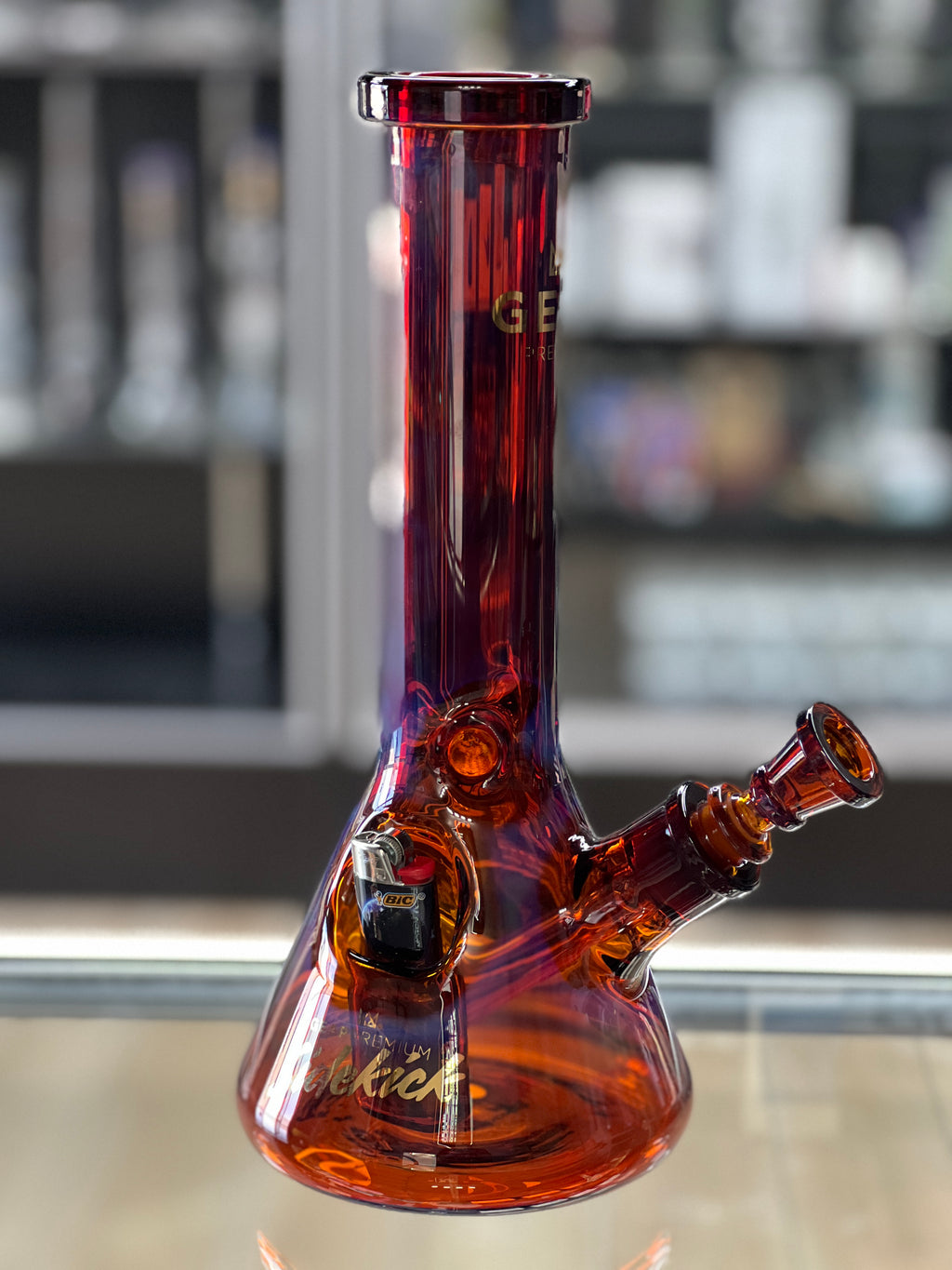Side view of GEAR Premium Sidekick 7mm thick beaker water pipe