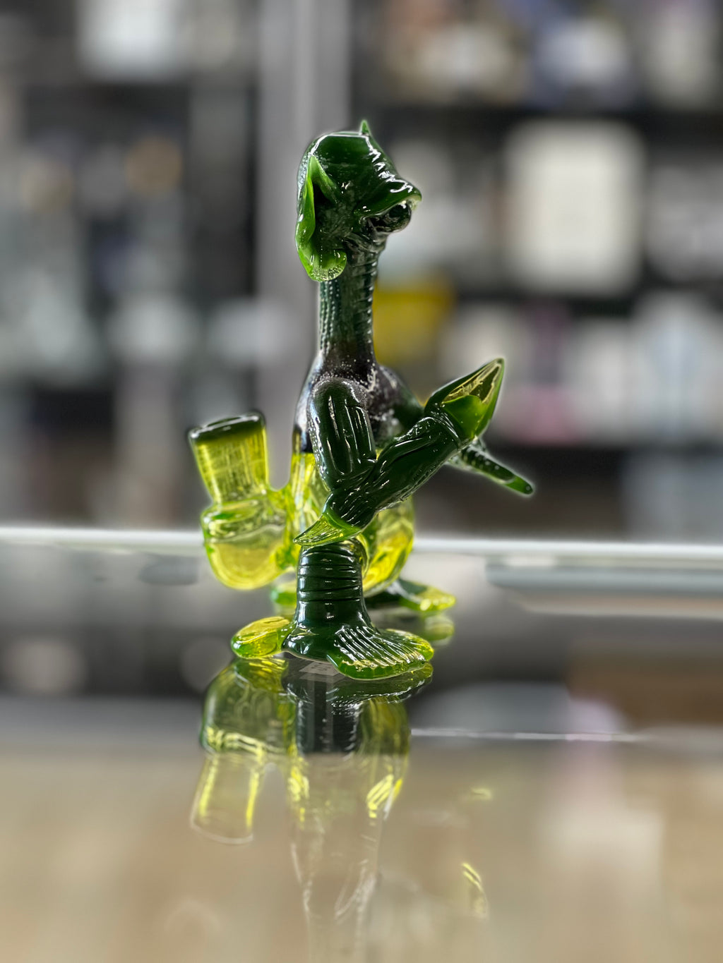 Side view of merc glass alien rig