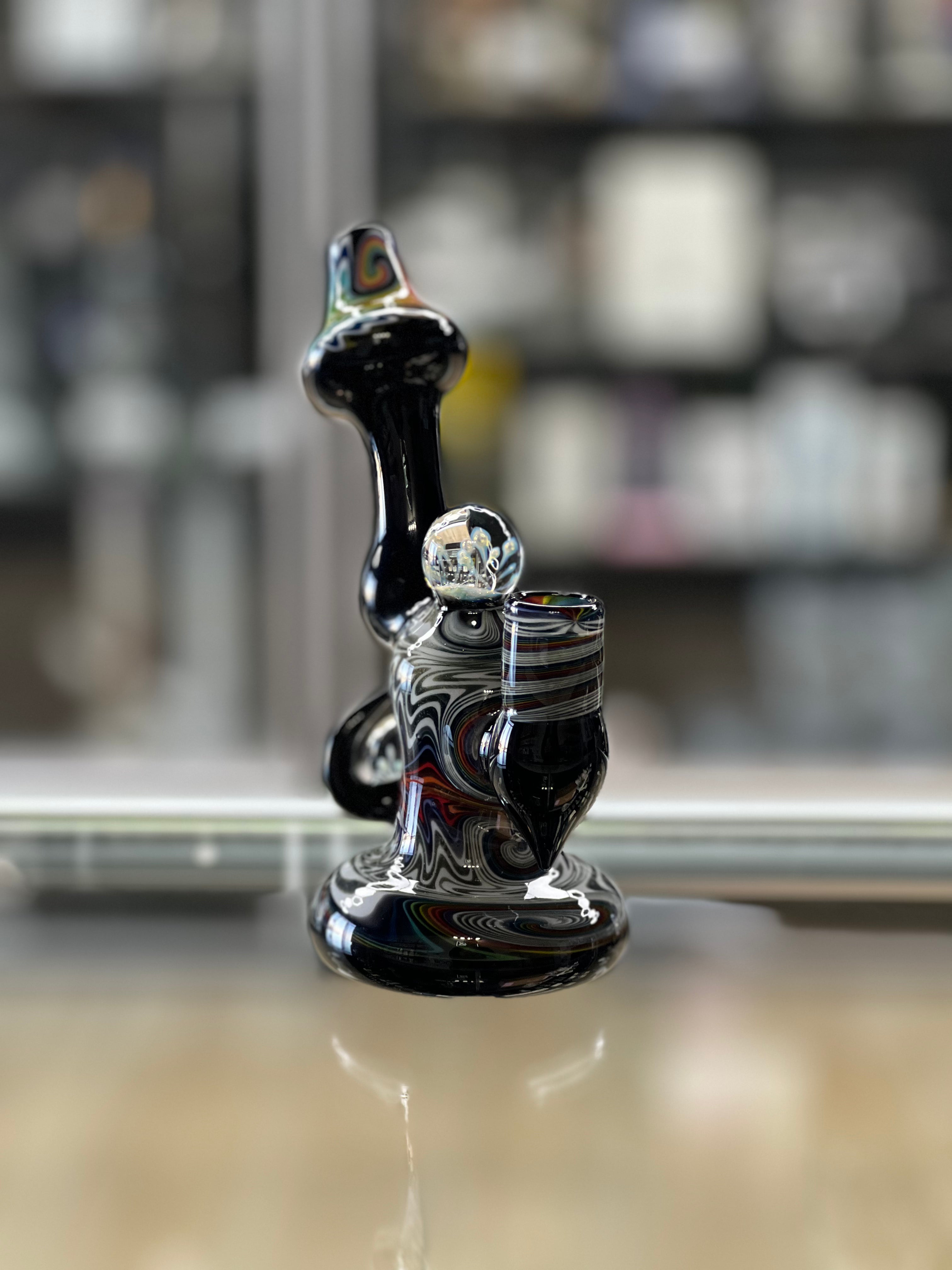 lurch glass rainbow rig front view at hex smoke shop