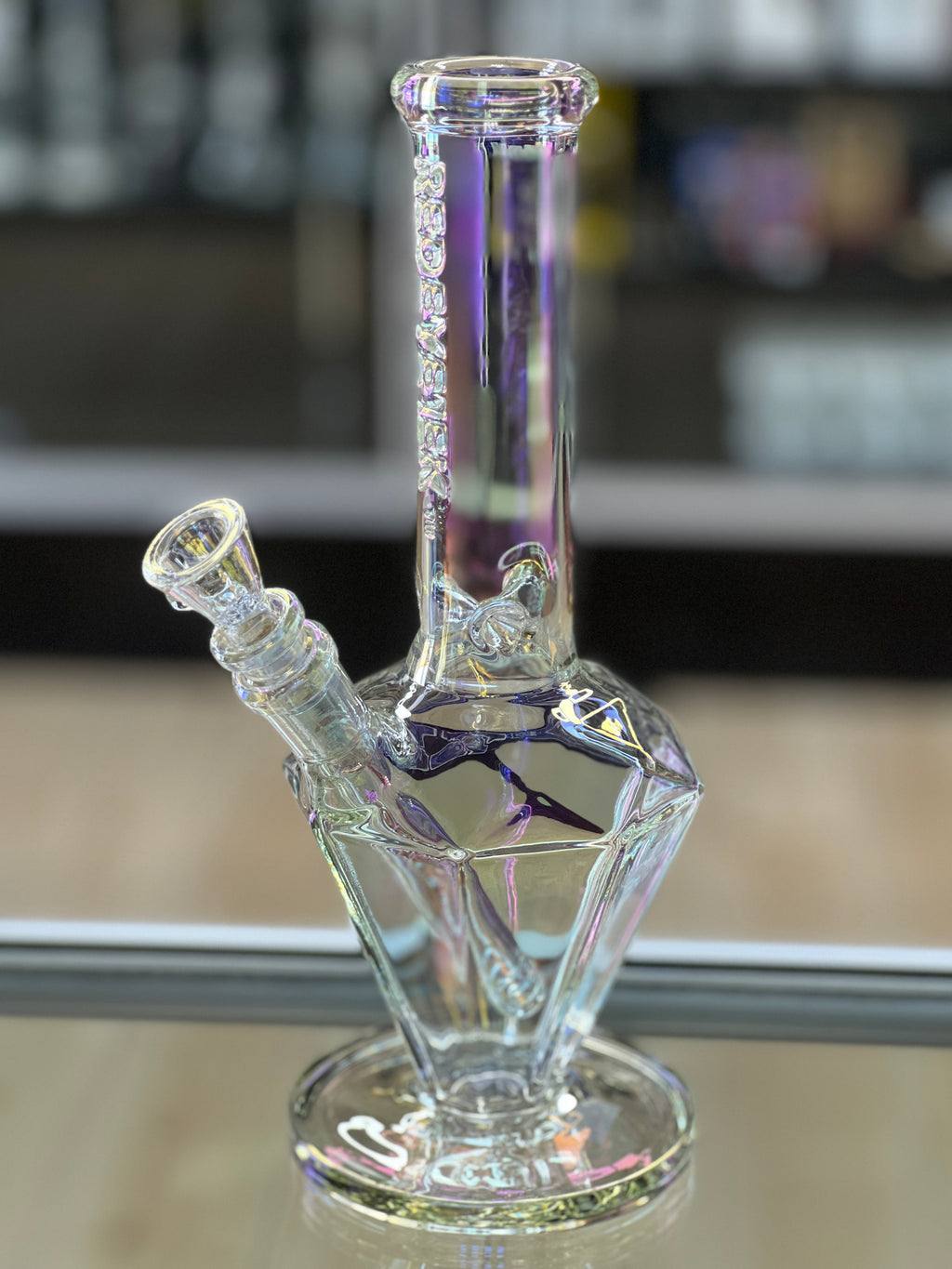 Iridescent diamond chamber scientific glass water pipe