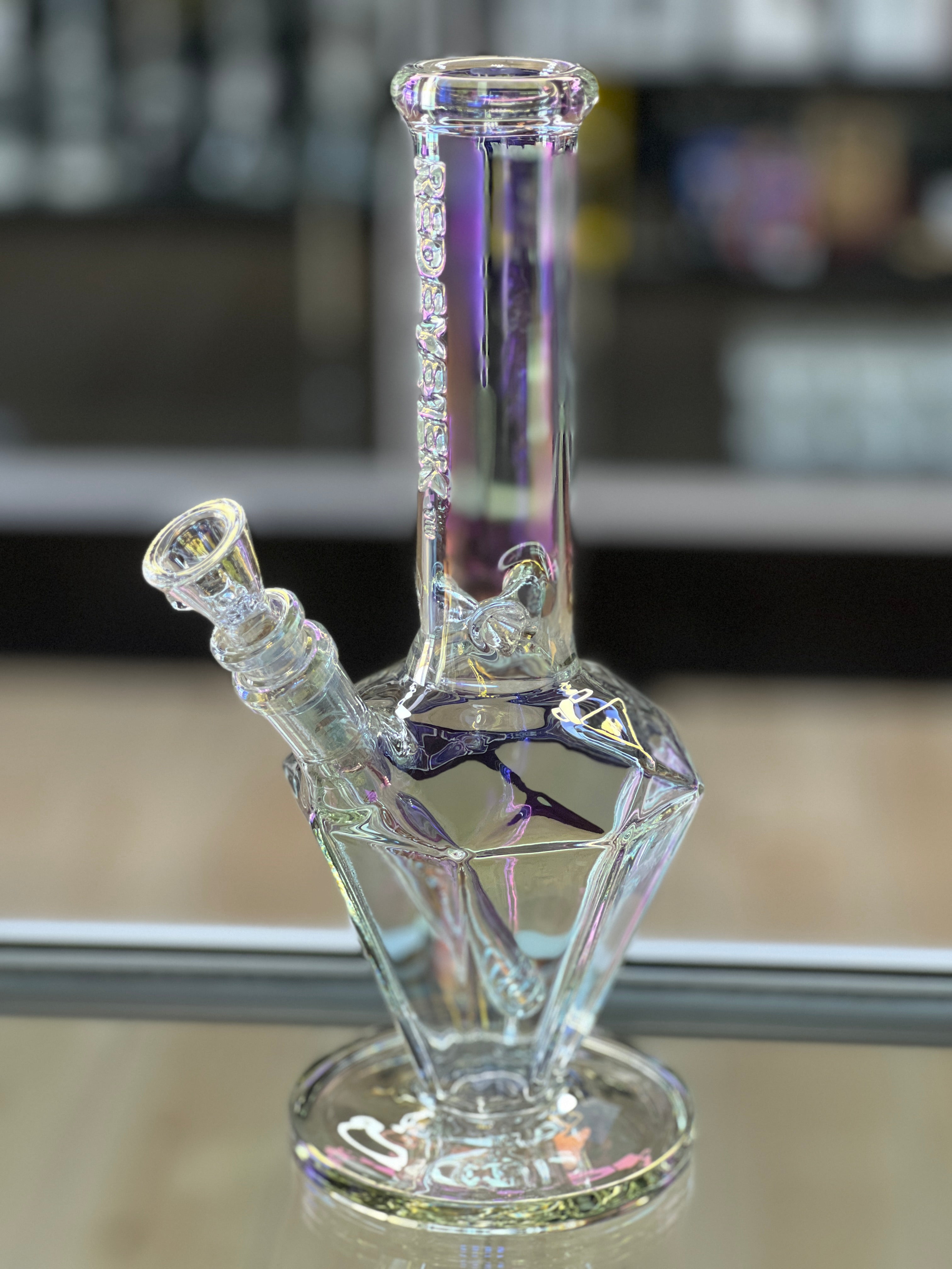 Iridescent diamond chamber scientific glass water pipe