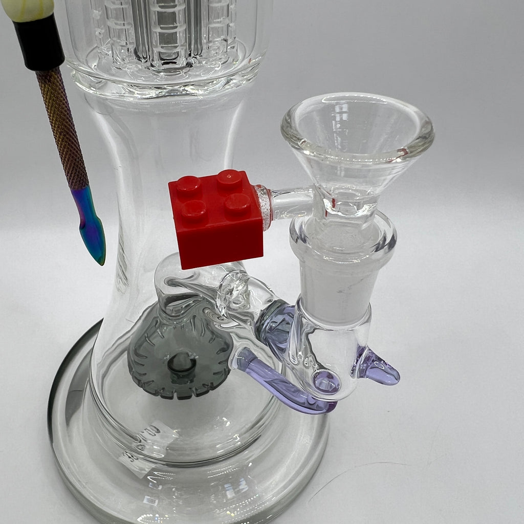 Close-up of LEGO-style bowl and lower dome percolator on Iron Man water pipe