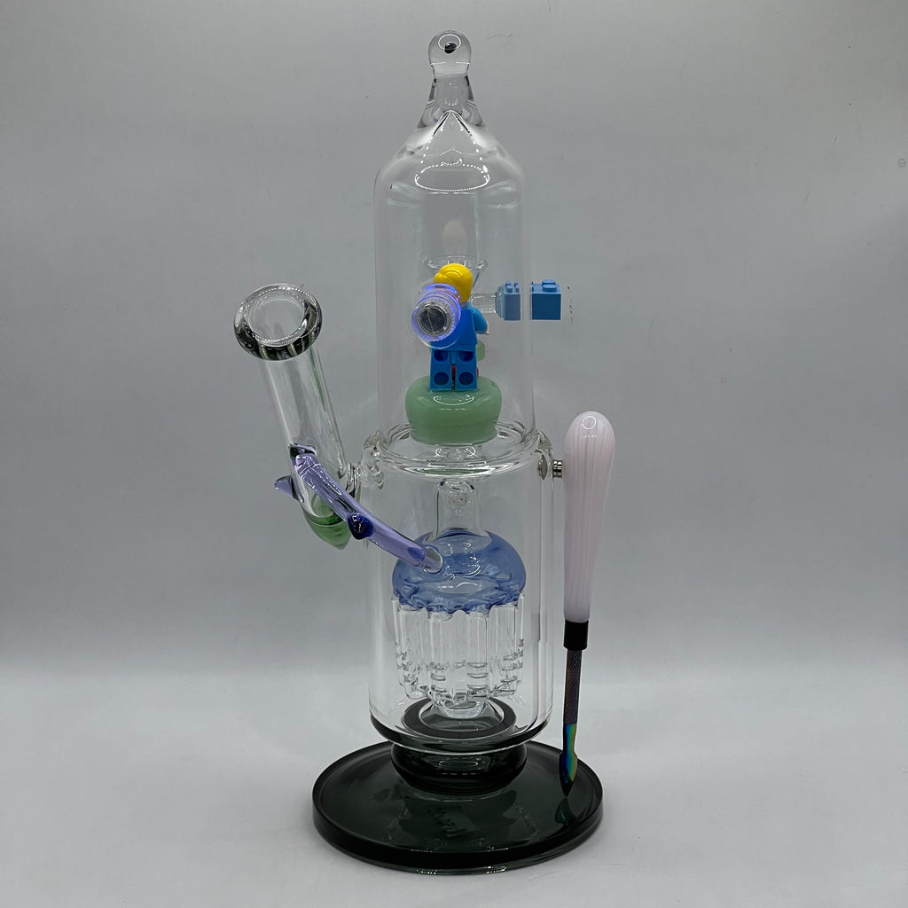 Rear view of OTG Glass Trump themed collector water pipe