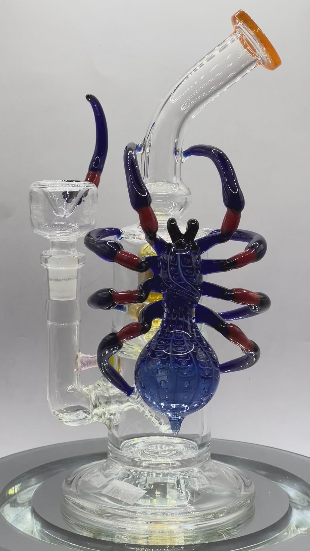 360 view of the otg glass spider water pipe