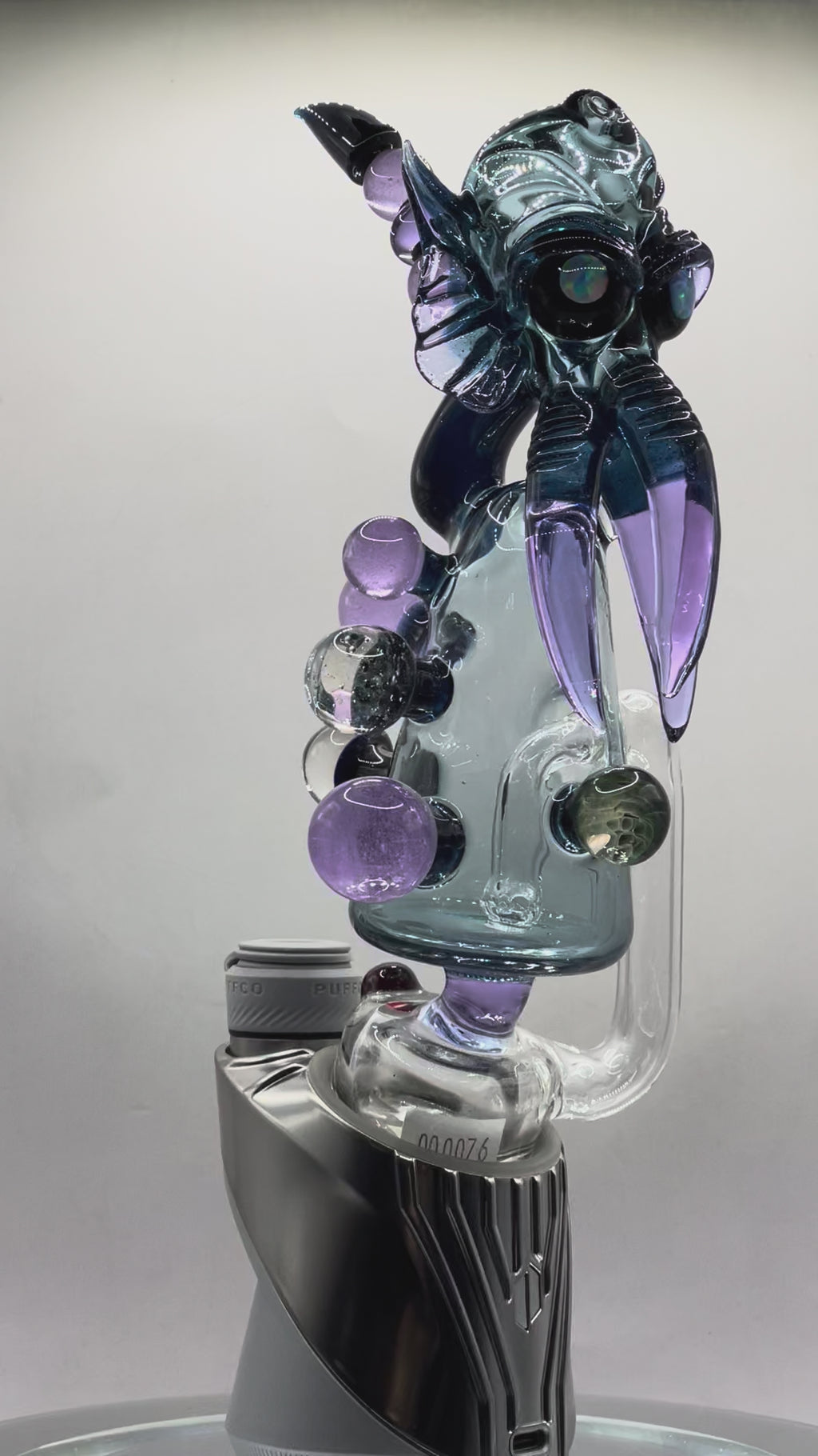360 video of the cthulhu puffco attachment