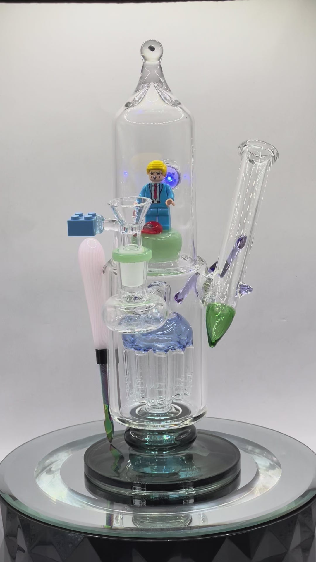 360 view of the otg glass trump water pipe 
