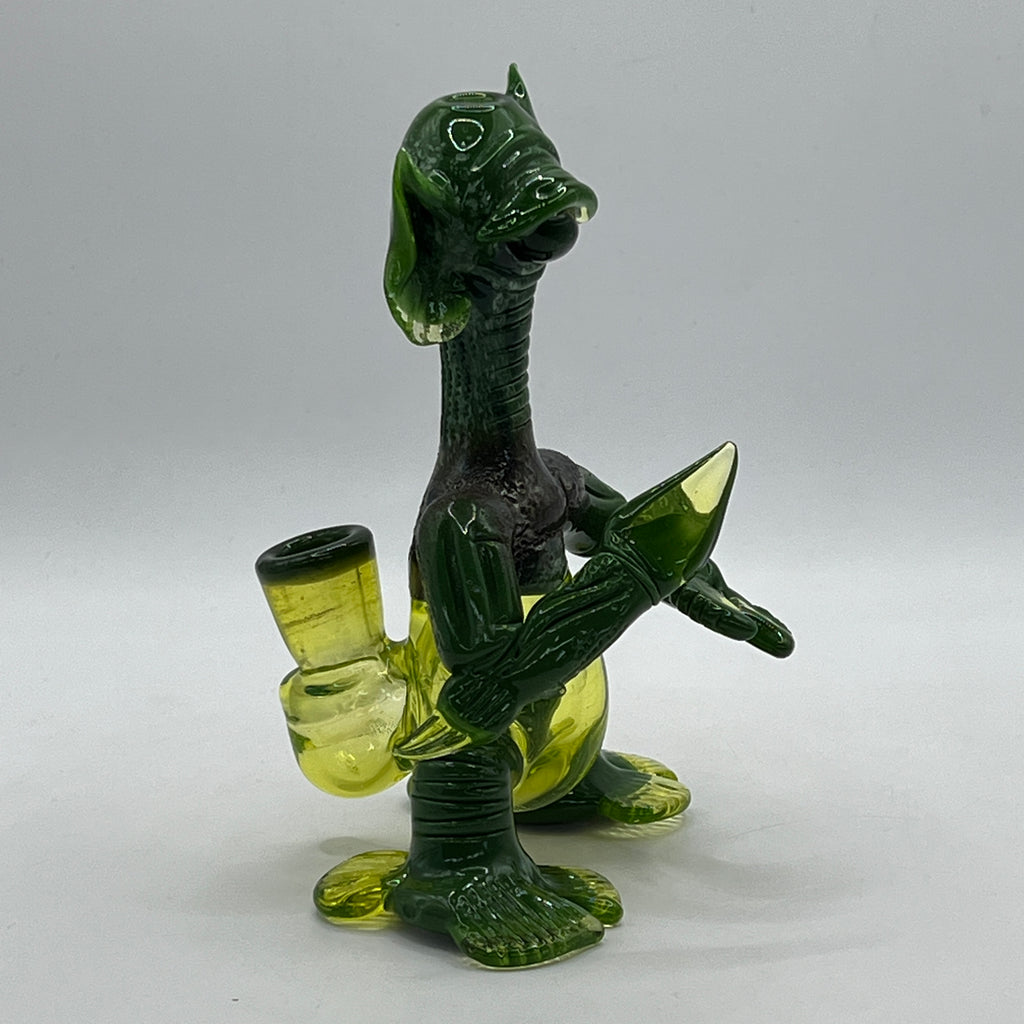Three-quarter view of Merc Glass Alien Creature rig