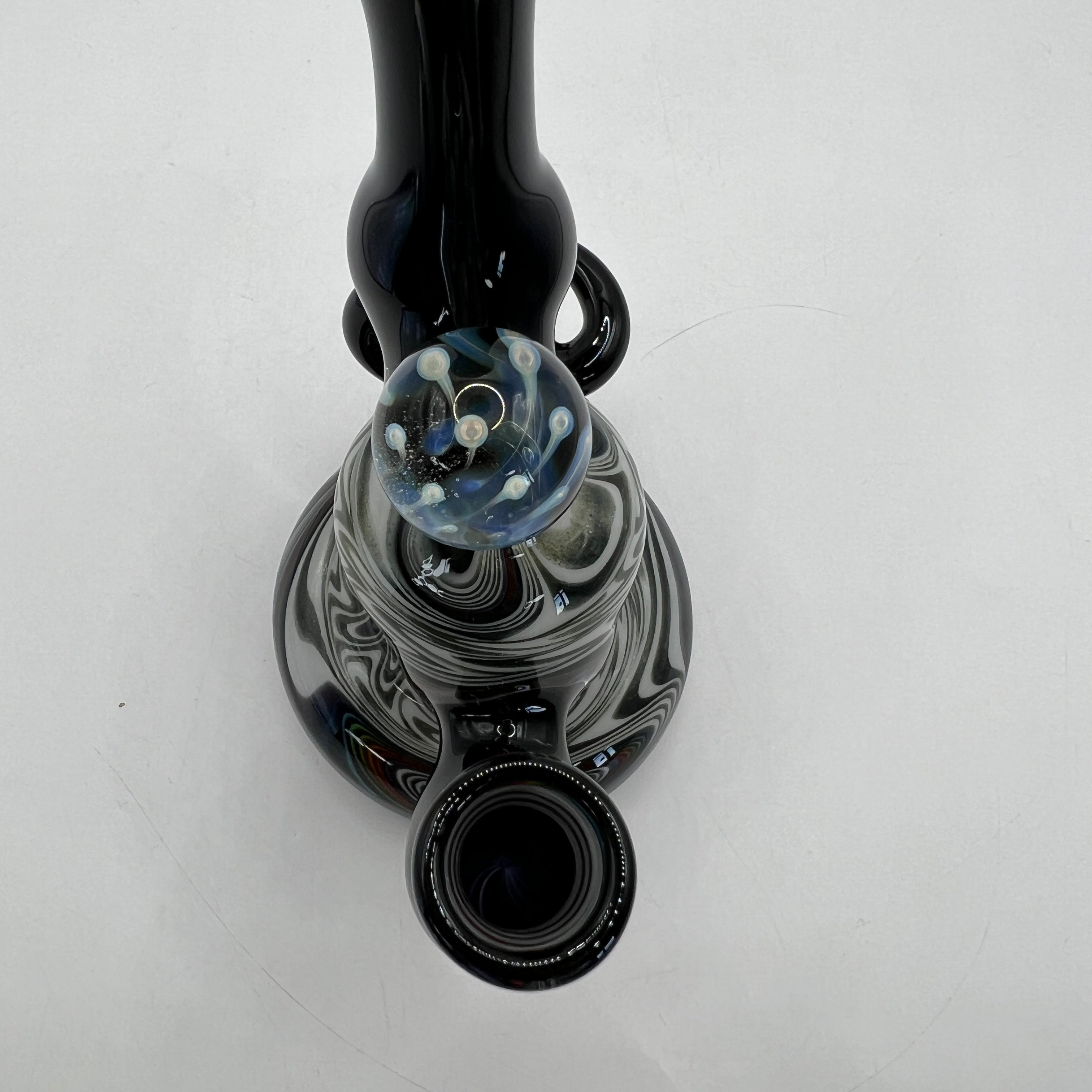 Top view showing dual encased marbles